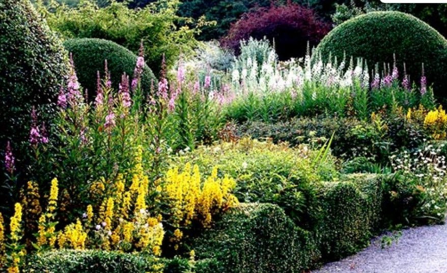 Veddw House Garden, United Kingdom